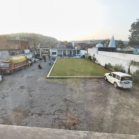 Hotel Modi Palace, Chanderi Mp Ngoại thất bức ảnh