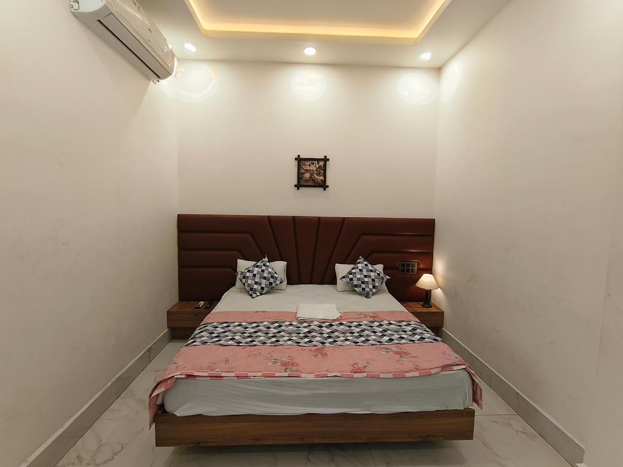 Hotel Modi Palace, Chanderi Mp Ngoại thất bức ảnh