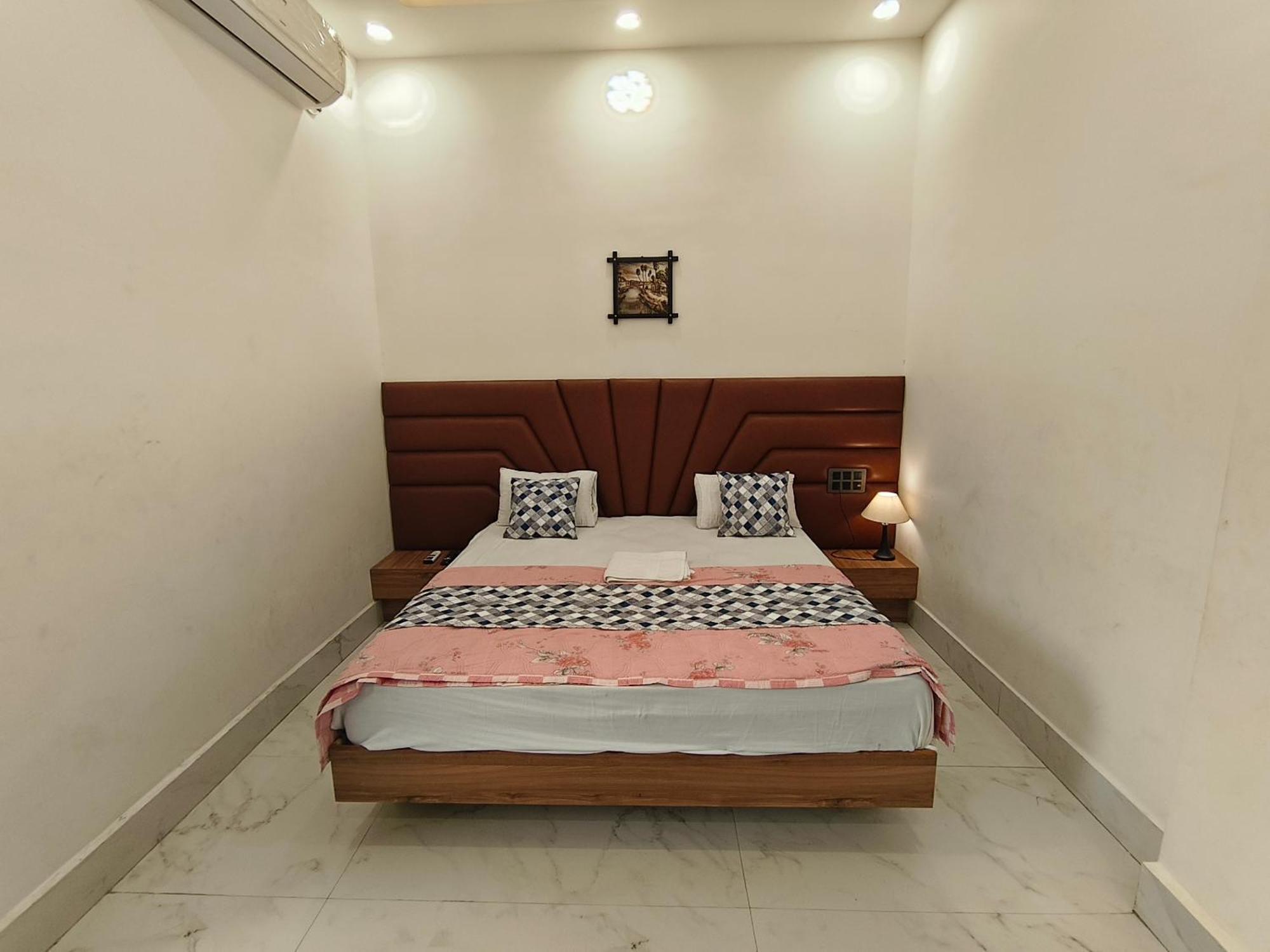 Hotel Modi Palace, Chanderi Mp Ngoại thất bức ảnh