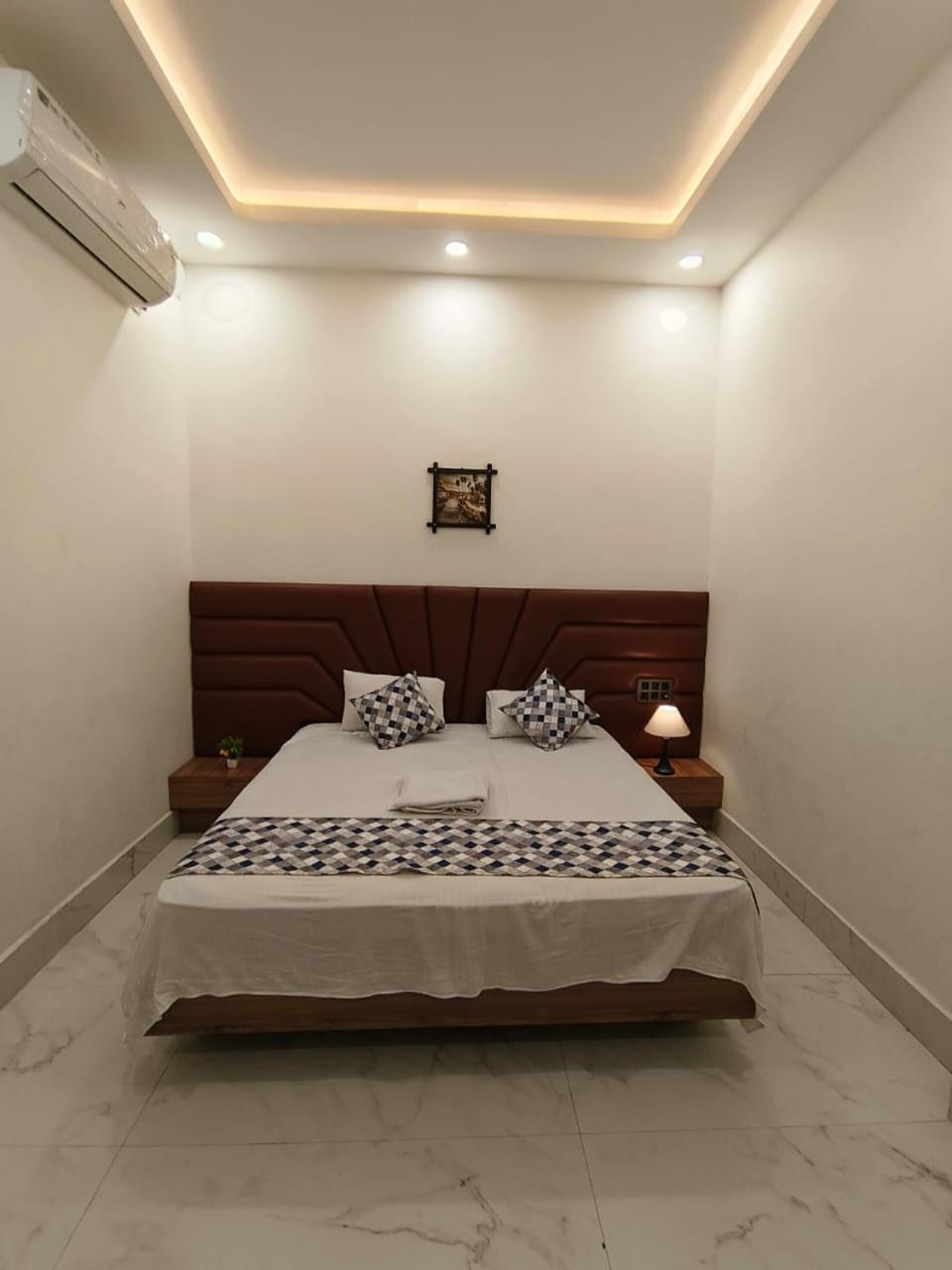 Hotel Modi Palace, Chanderi Mp Ngoại thất bức ảnh